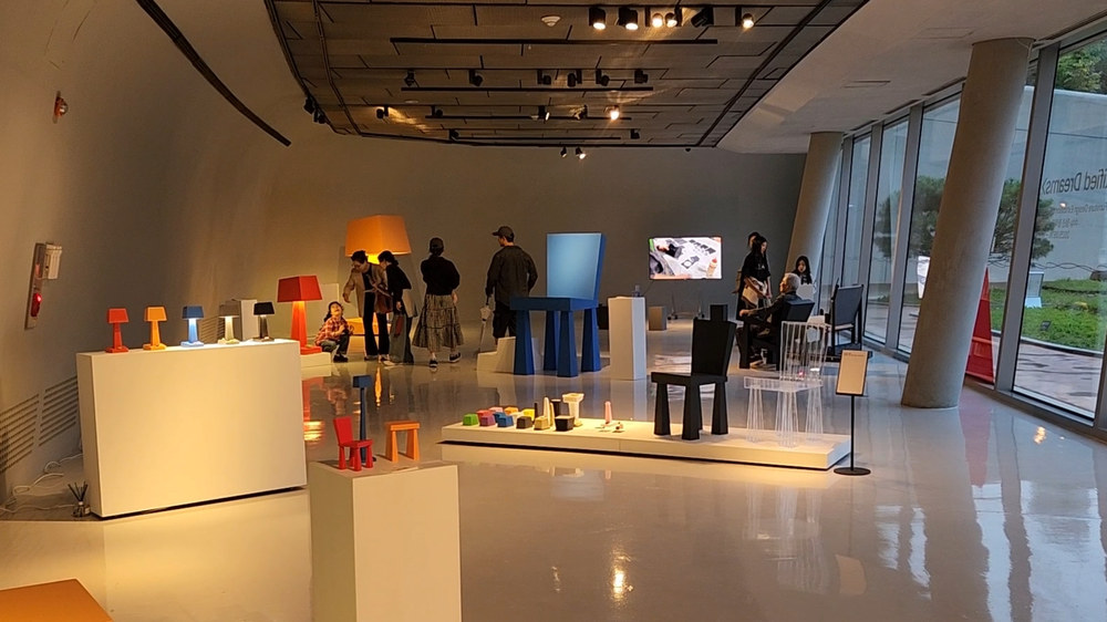 Objectified Dreams, installation view 7